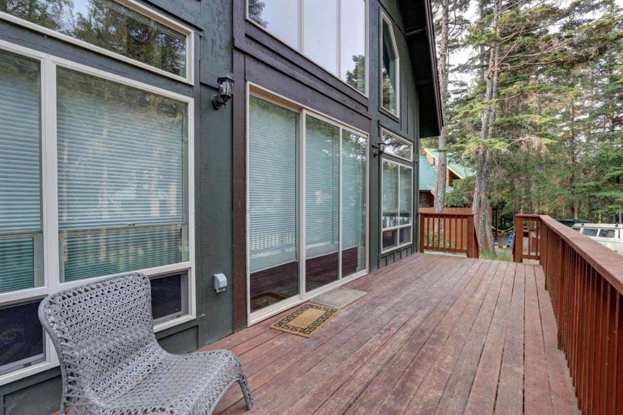 Hanging Glacier Chalet Гирдвуд Экстерьер фото