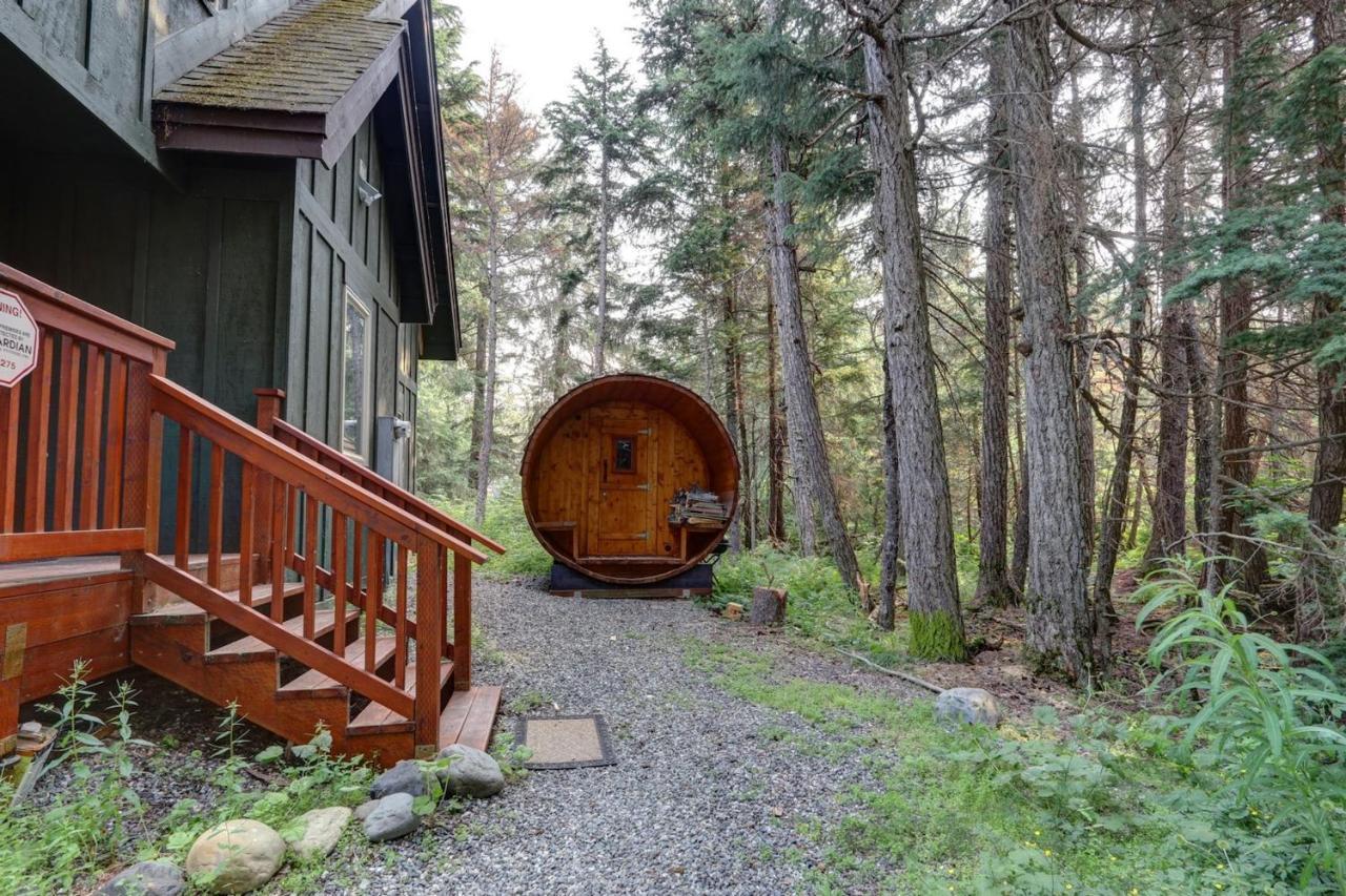 Hanging Glacier Chalet Гирдвуд Экстерьер фото